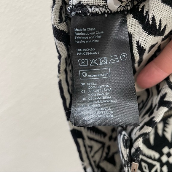 🦓 H&M | Aztec Tribal Racer Crop Tank Top 🦓 - Picture 6 of 12